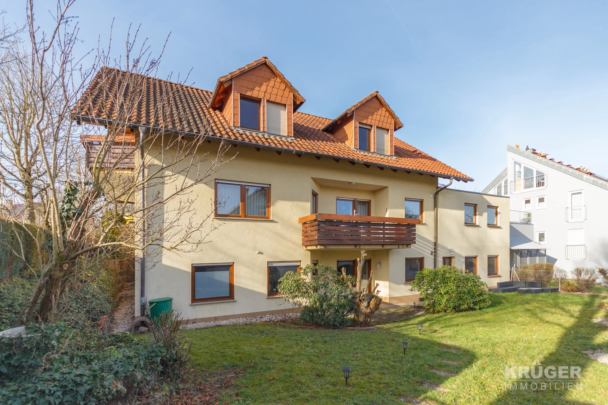 KA-Hohenwettersbach / MFH nutzbar als Mehrgenerationenhaus mit drei Wohnungen (DG & UG frei)