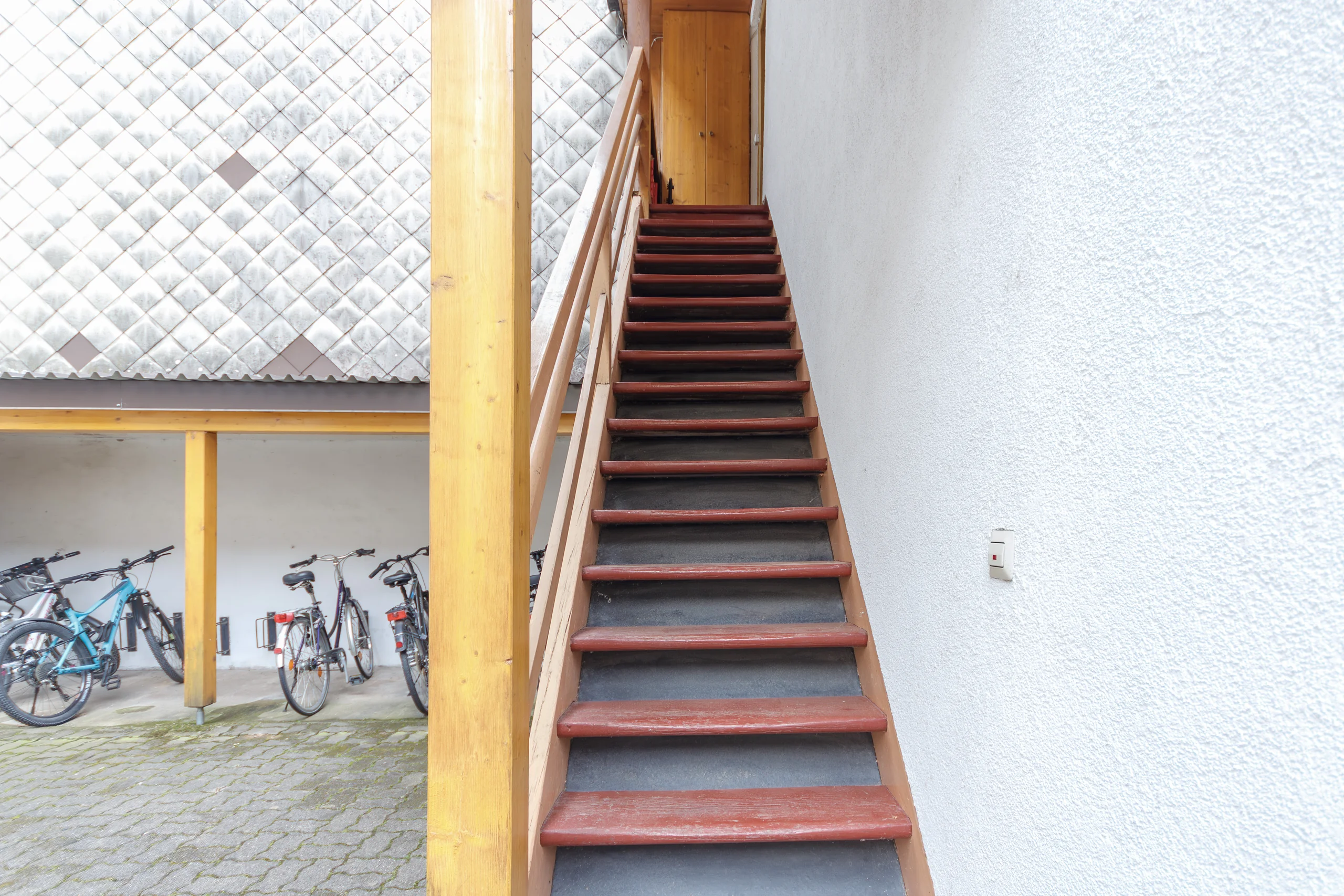 Karlsruhe-Durlach / 2-Zimmer-Whg mit Balkon im Rückgebäude / vermietet