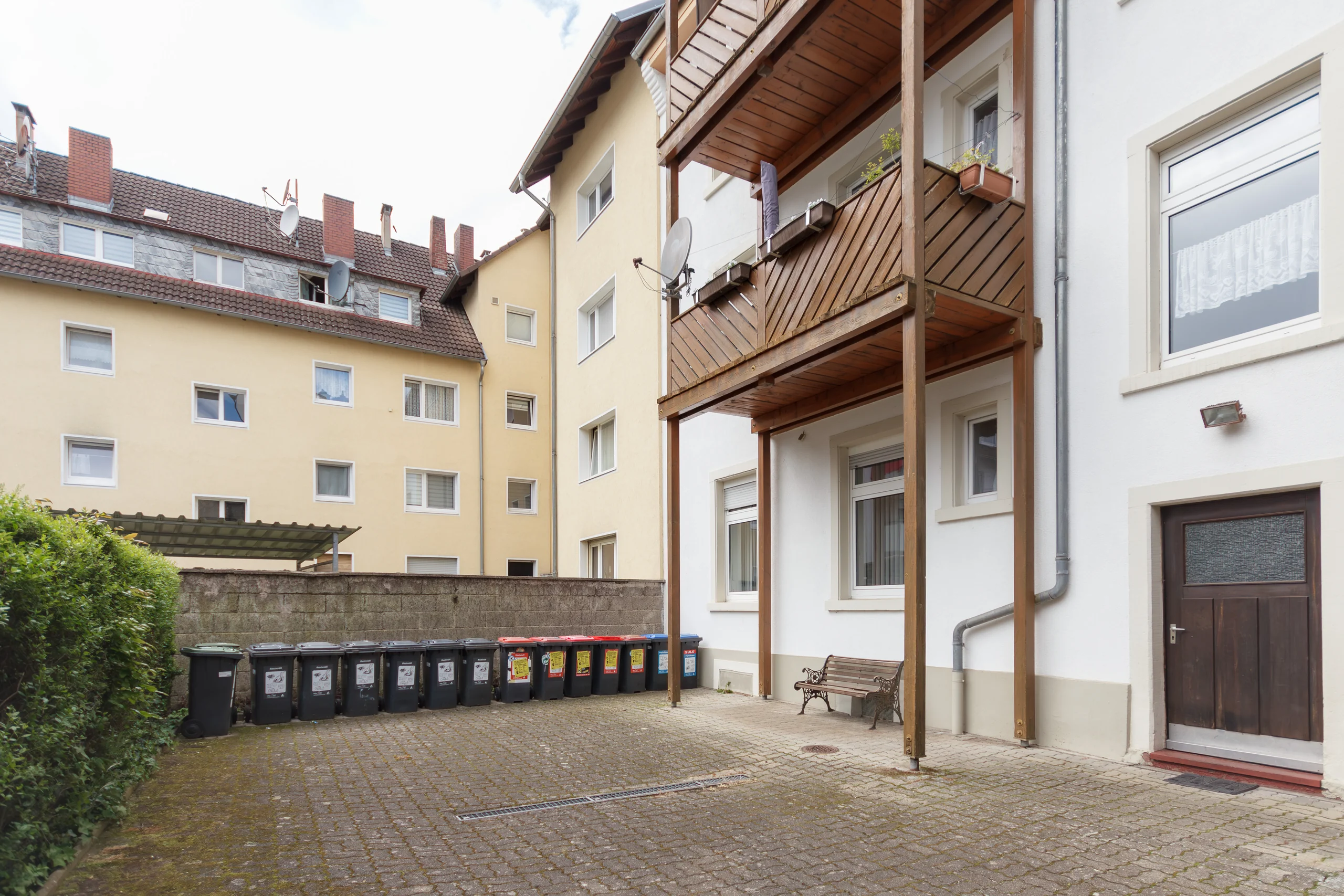 Karlsruhe-Durlach / 2-Zimmer-Whg mit Balkon im Rückgebäude / vermietet