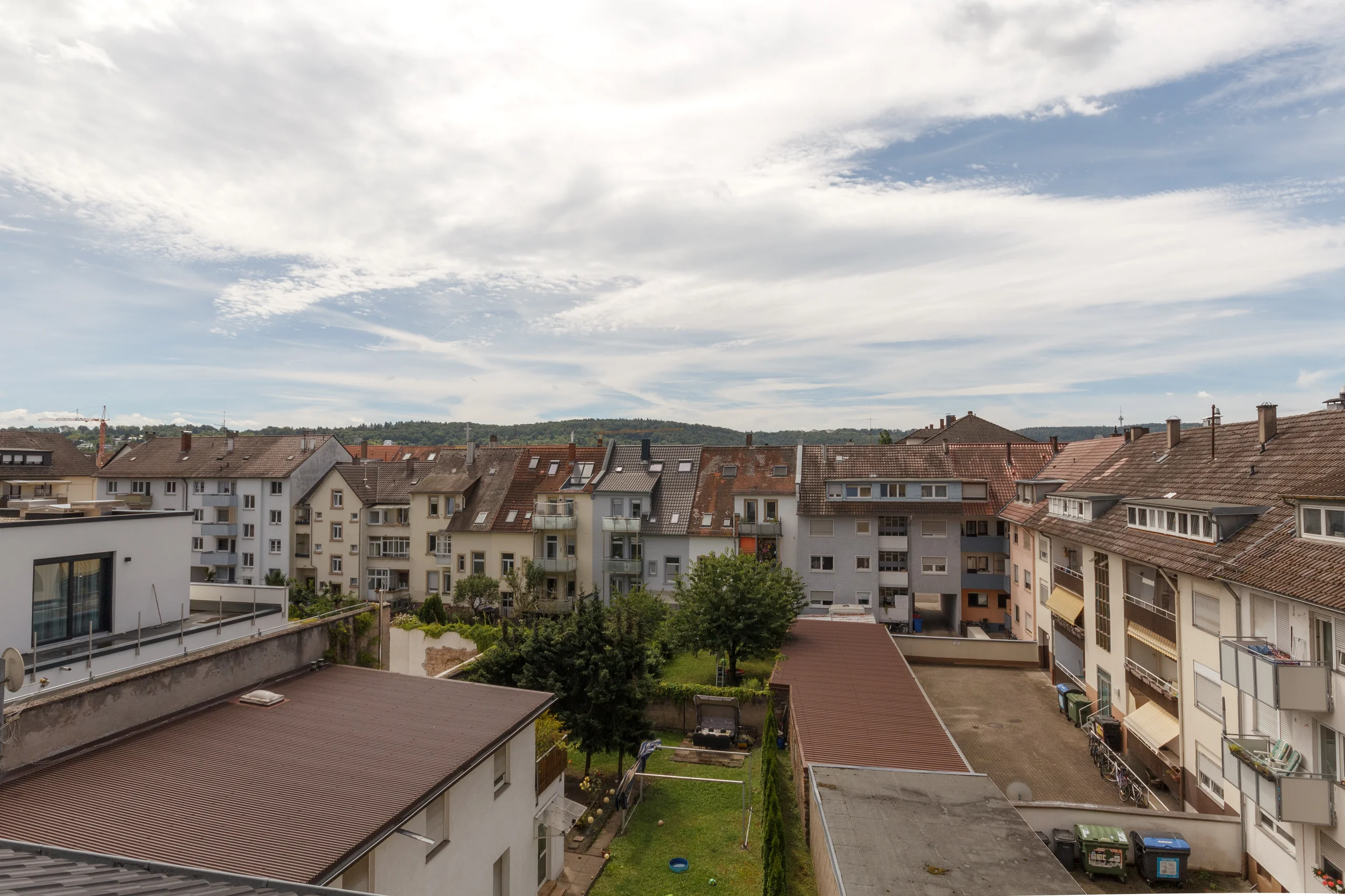Karlsruhe-Durlach / helle 3-Zimmer-DG-Whg / sofort bezugsfrei!