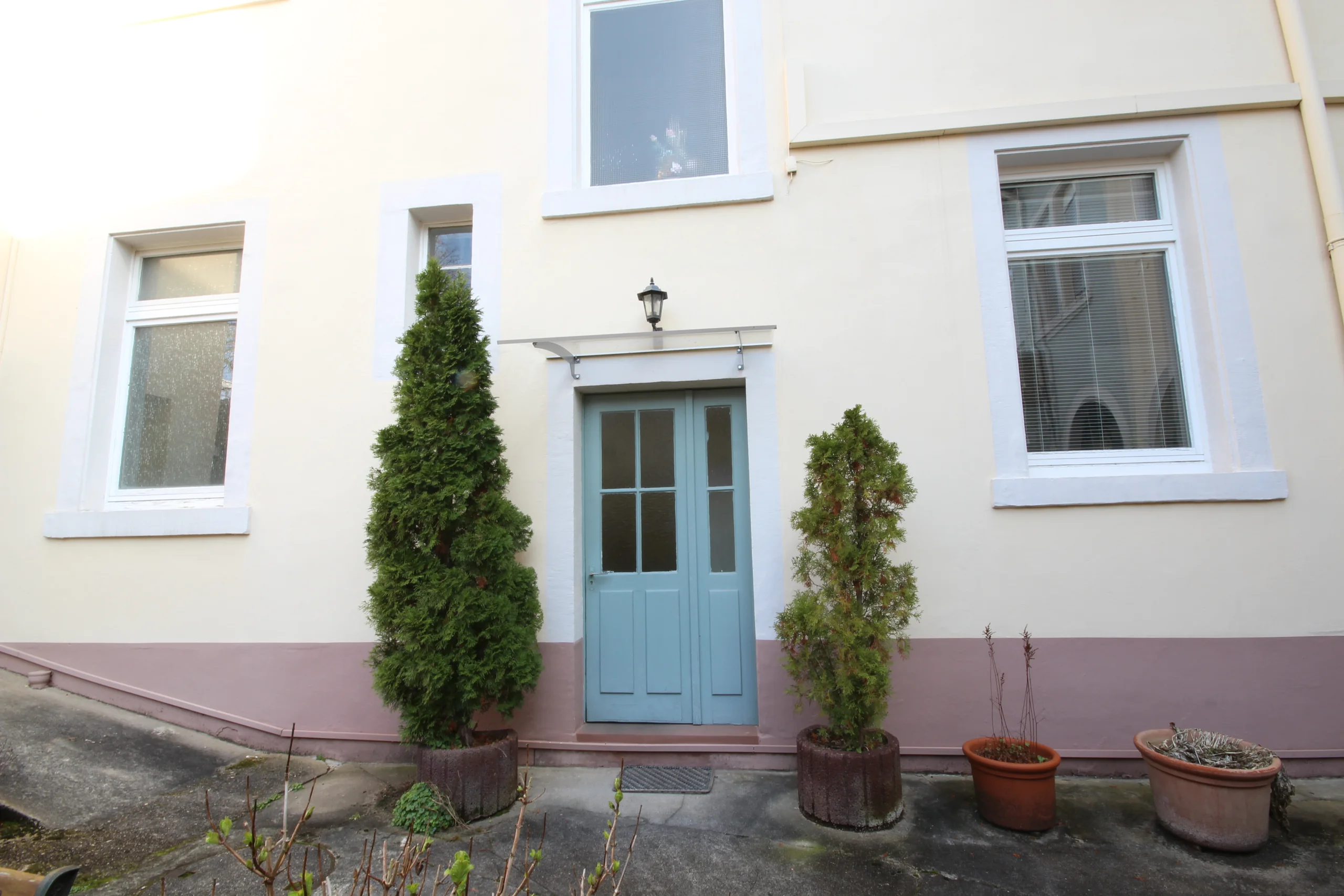 Stilvolles Mehrfamilienhaus mit sechs Einheiten in unmittelbarer Nähe zum Karlsruher Schloss / KA-Innenstadt-West