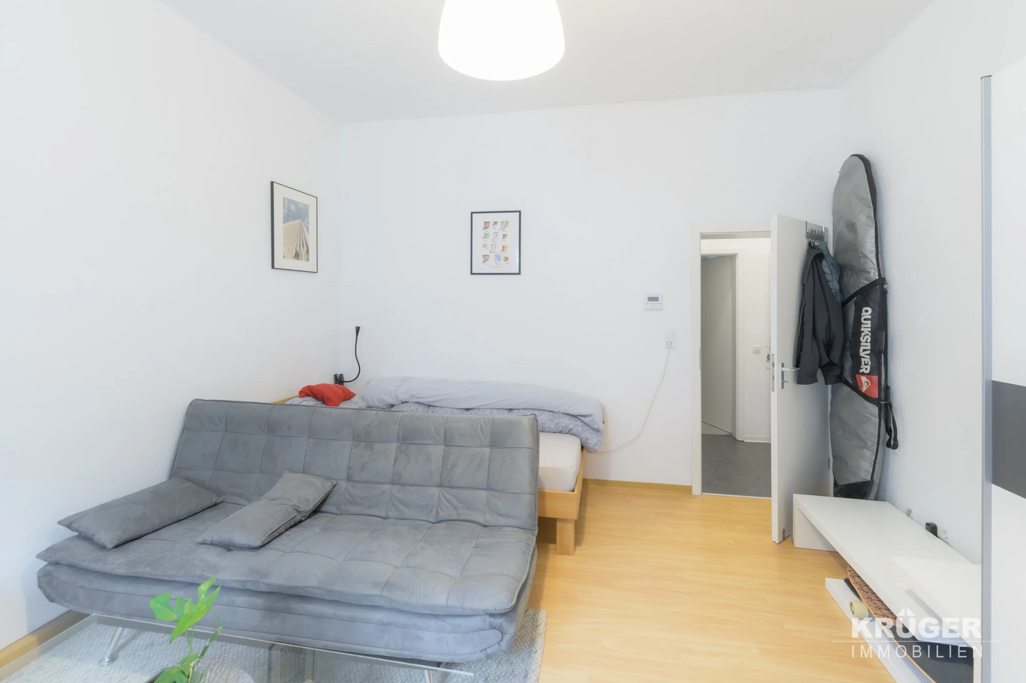 KA-Durlach in Bahnhofsnähe / helle 1-Zi-Altbau-Whg mit EBK / vermietet