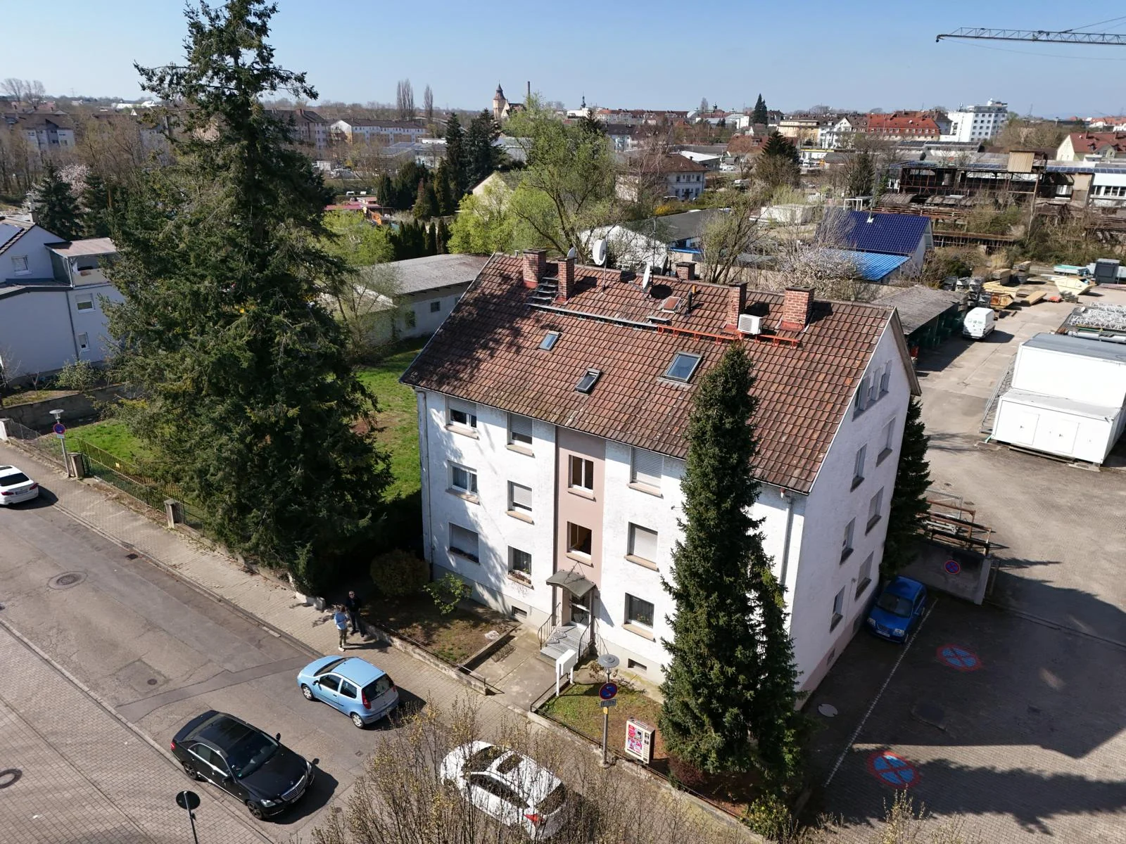 Rastatt / Mehrfamilienhaus mit 8 Wohneinheiten in Bahnhofsnähe / 1 Wohnung frei