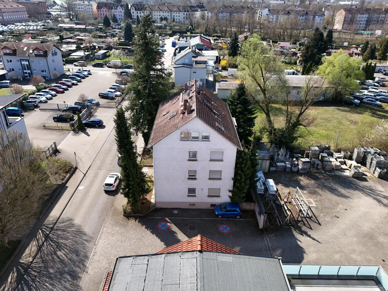 Rastatt / Mehrfamilienhaus mit 8 Wohneinheiten in Bahnhofsnähe / 1 Wohnung frei