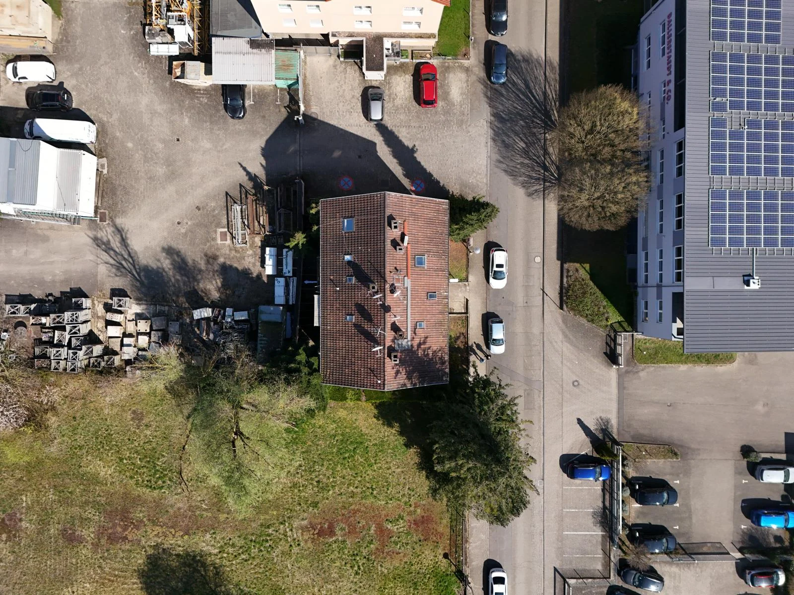 Rastatt / Mehrfamilienhaus mit 8 Wohneinheiten in Bahnhofsnähe / 1 Wohnung frei