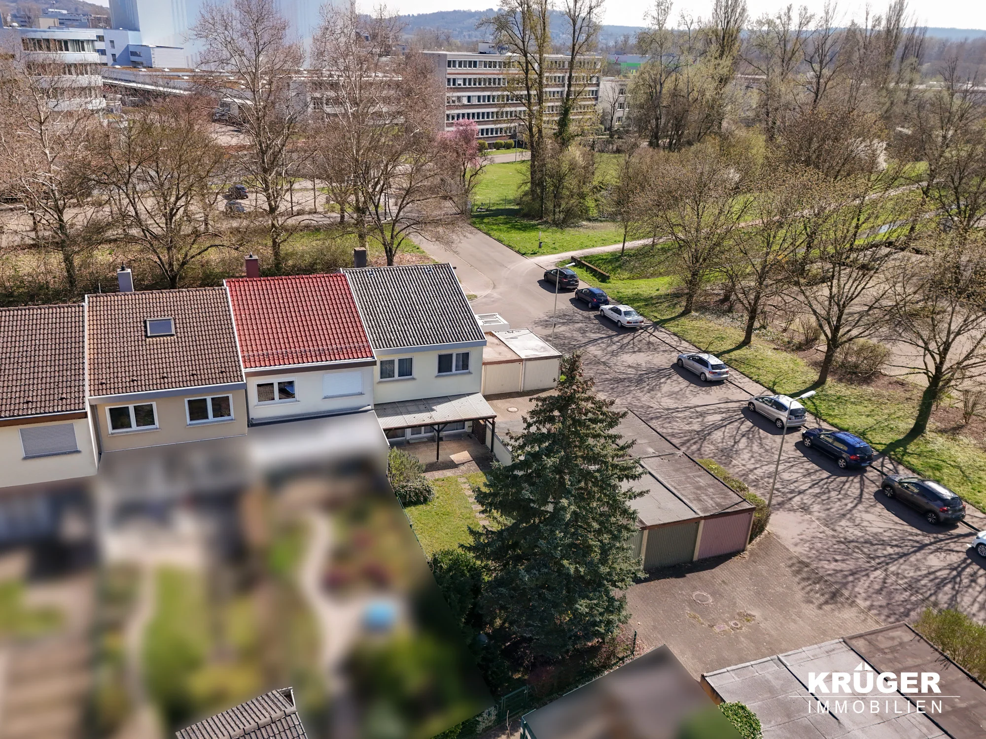 Karlsruhe-Hagsfeld / familienfreundliches Reiheneckhaus mit Terrasse, Garten & Einzelgarage / sofort bezugsfrei
