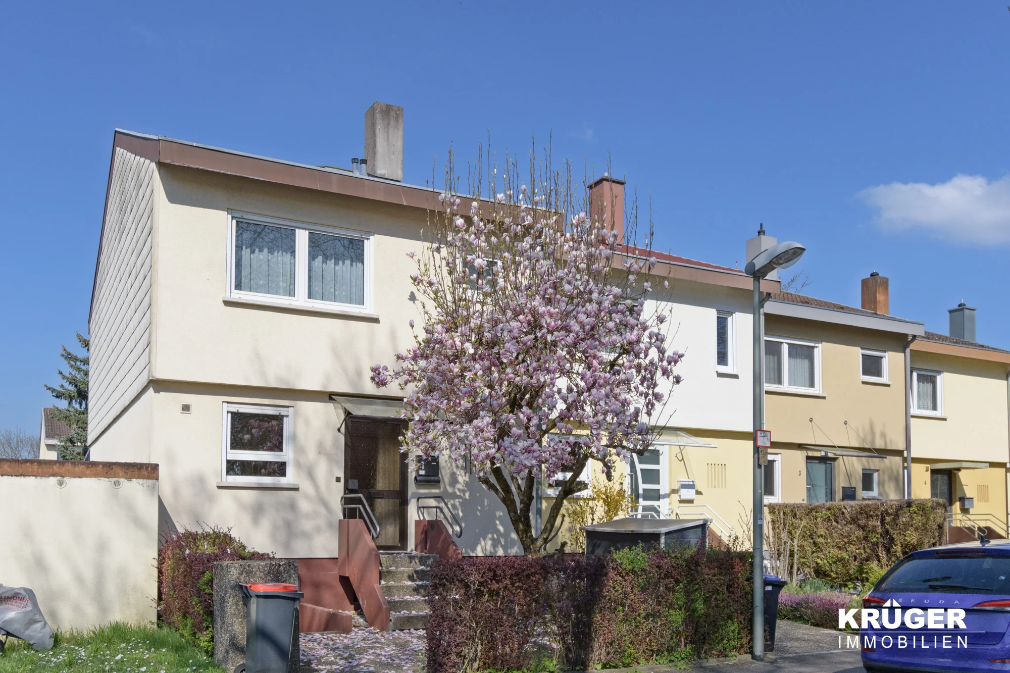 Karlsruhe-Hagsfeld / familienfreundliches Reiheneckhaus mit Terrasse, Garten & Einzelgarage / sofort bezugsfrei