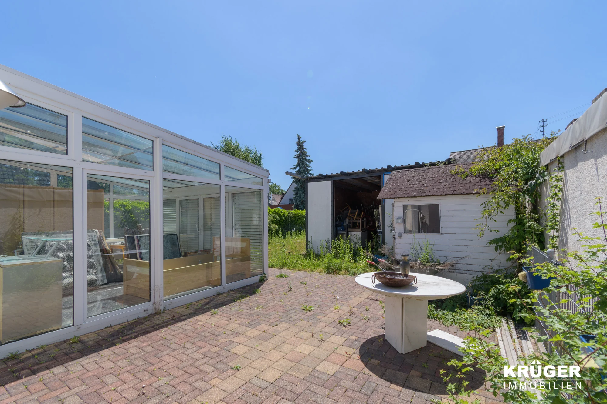 KA-Grünwinkel, Heidenstückersiedlung / freistehendes EFH mit 3 Zimmern, KFZ-Stellplätzen und schönem Grundstück / bezugsfrei