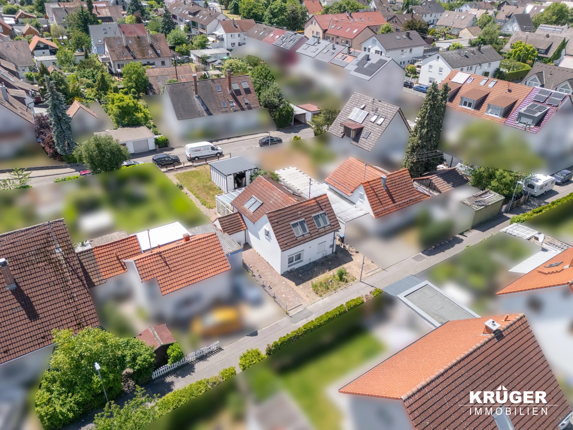 KA-Grünwinkel, Heidenstückersiedlung / freistehendes EFH mit 3 Zimmern, KFZ-Stellplätzen und schönem Grundstück / bezugsfrei