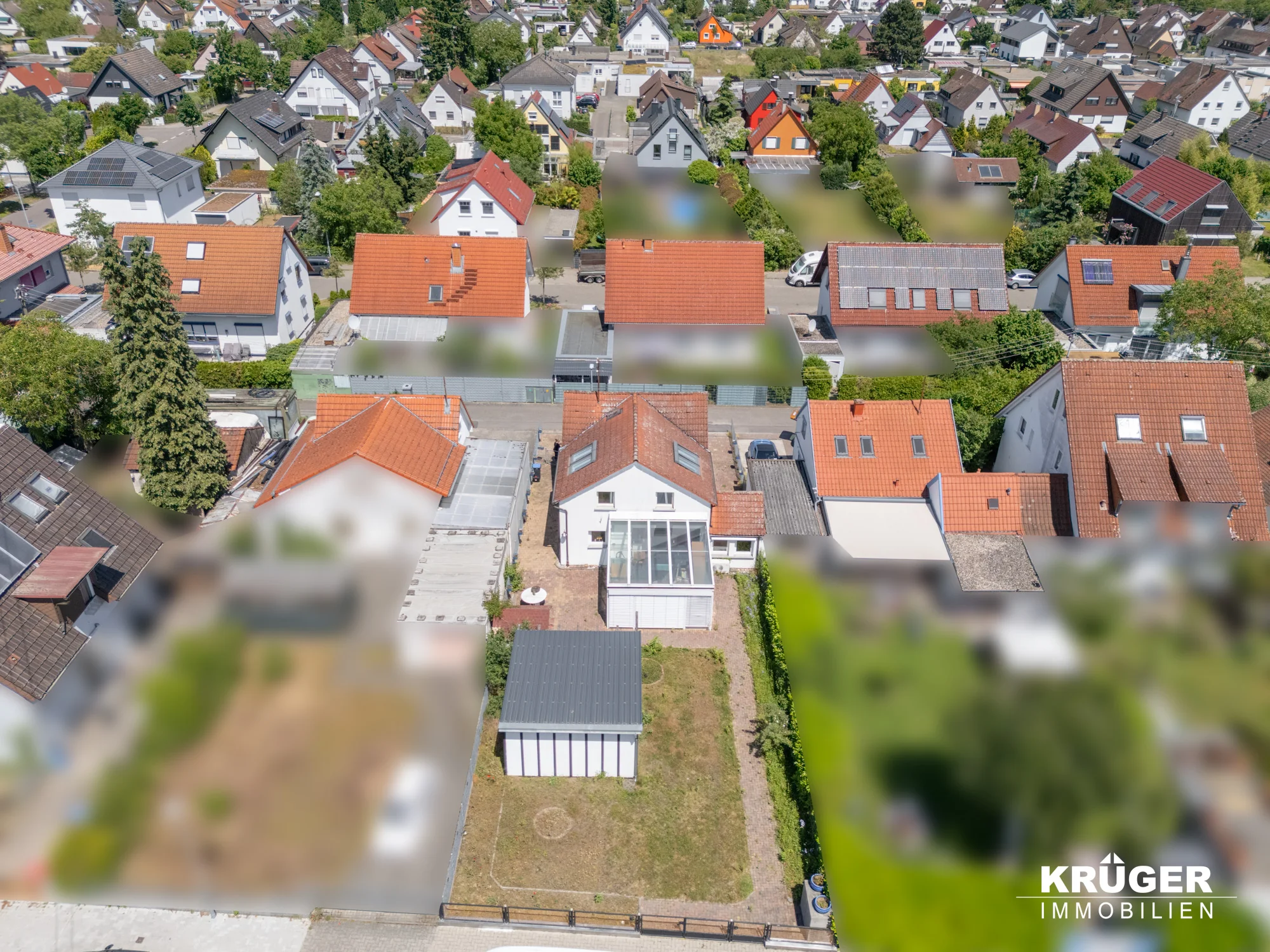 KA-Grünwinkel, Heidenstückersiedlung / freistehendes EFH mit 3 Zimmern, KFZ-Stellplätzen und schönem Grundstück / bezugsfrei