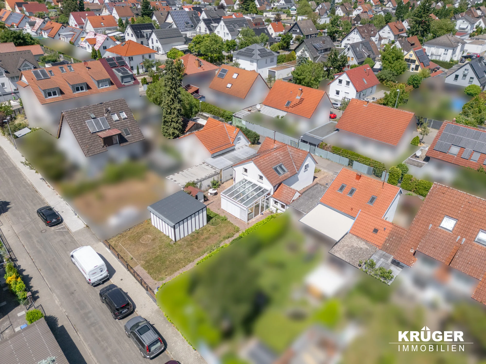 KA-Grünwinkel, Heidenstückersiedlung / freistehendes EFH mit 3 Zimmern, KFZ-Stellplätzen und schönem Grundstück / bezugsfrei