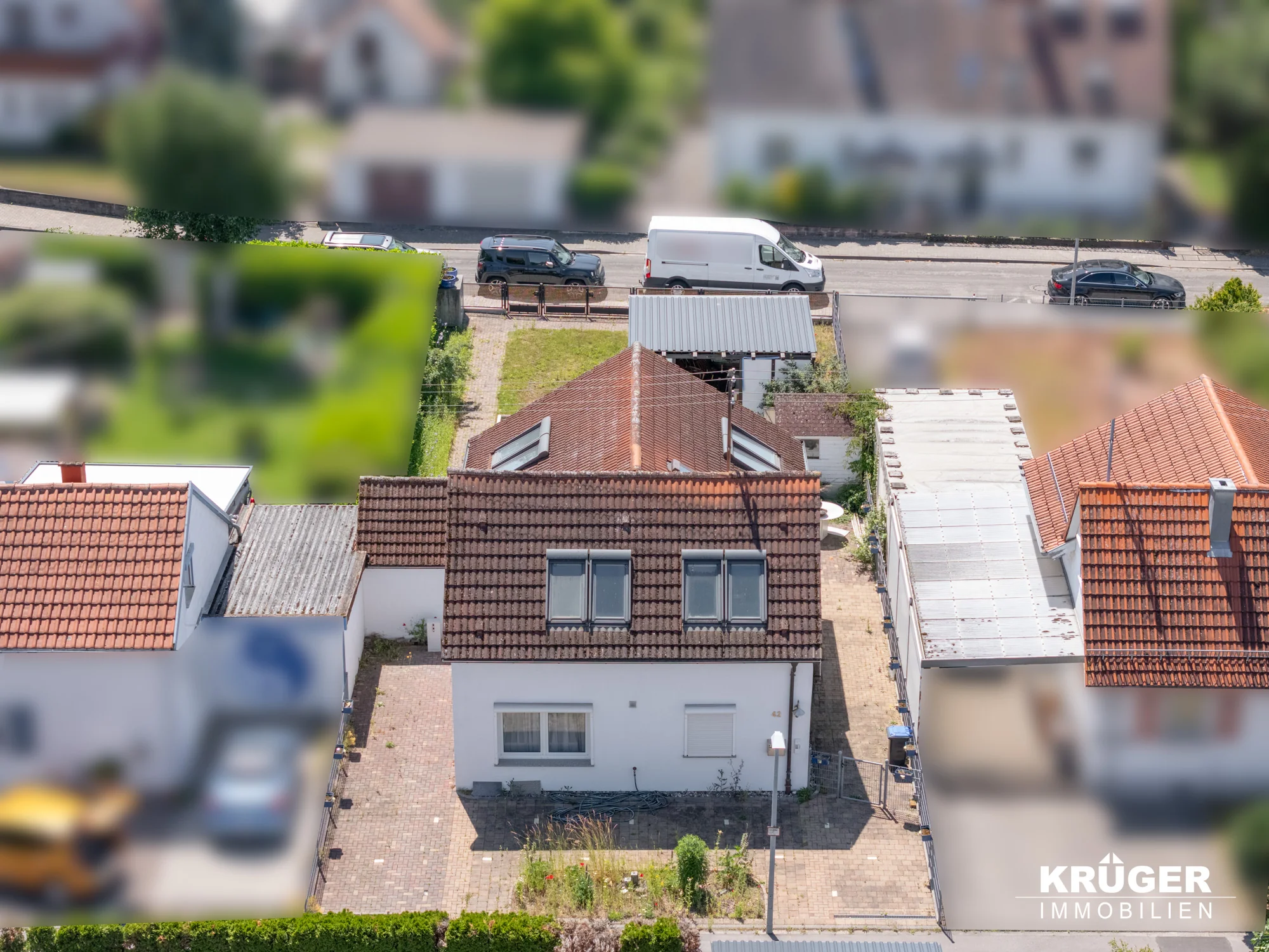 KA-Grünwinkel, Heidenstückersiedlung / freistehendes EFH mit 3 Zimmern, KFZ-Stellplätzen und schönem Grundstück / bezugsfrei