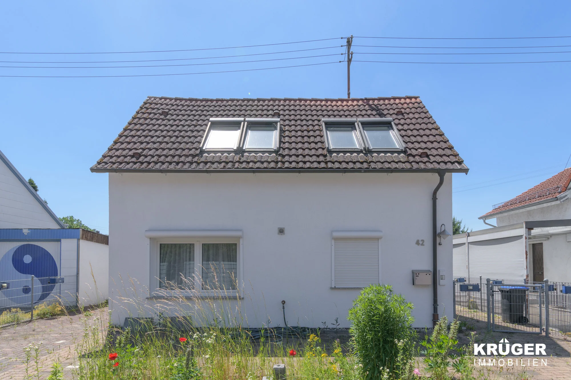 KA-Grünwinkel, Heidenstückersiedlung / freistehendes EFH mit 3 Zimmern, KFZ-Stellplätzen und schönem Grundstück / bezugsfrei