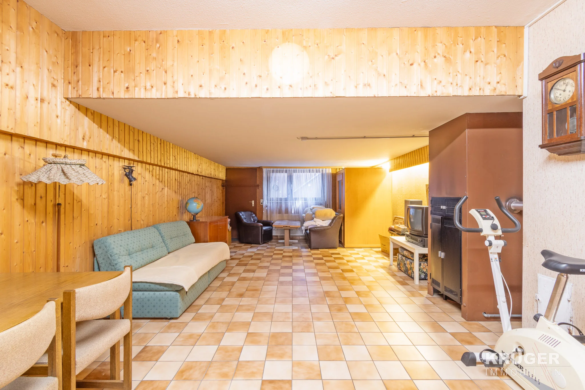 KA-Durlach | Familienfreundliches Einfamilienhaus mit 7 Zimmern, Hobbyraum, Garten & 2 TG-Stellplätzen - ruhige, zentrale Lage - sofort bezugsfrei