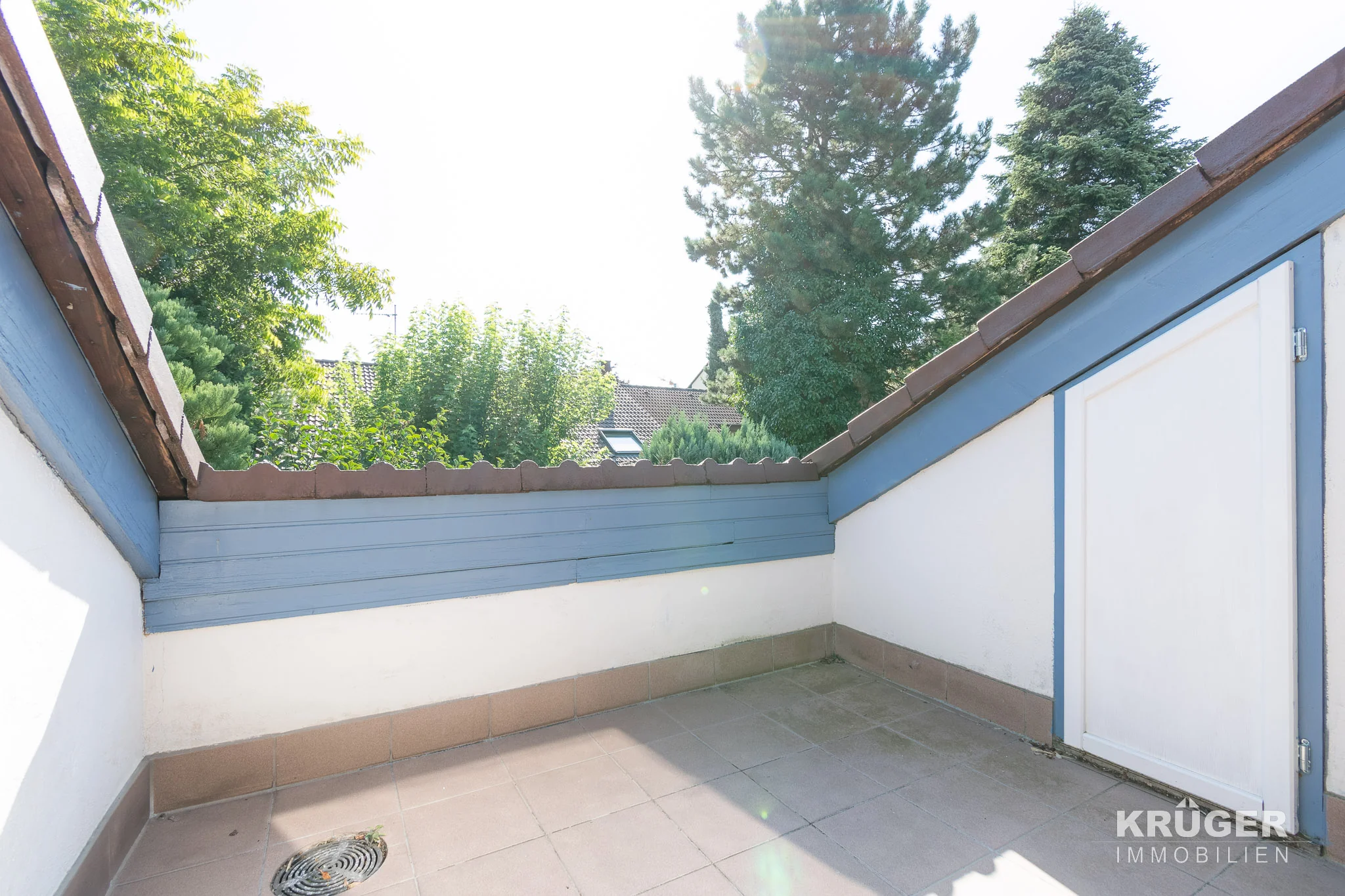 KA-Durlach | Familienfreundliches Einfamilienhaus mit 7 Zimmern, Hobbyraum, Garten & 2 TG-Stellplätzen - ruhige, zentrale Lage - sofort bezugsfrei
