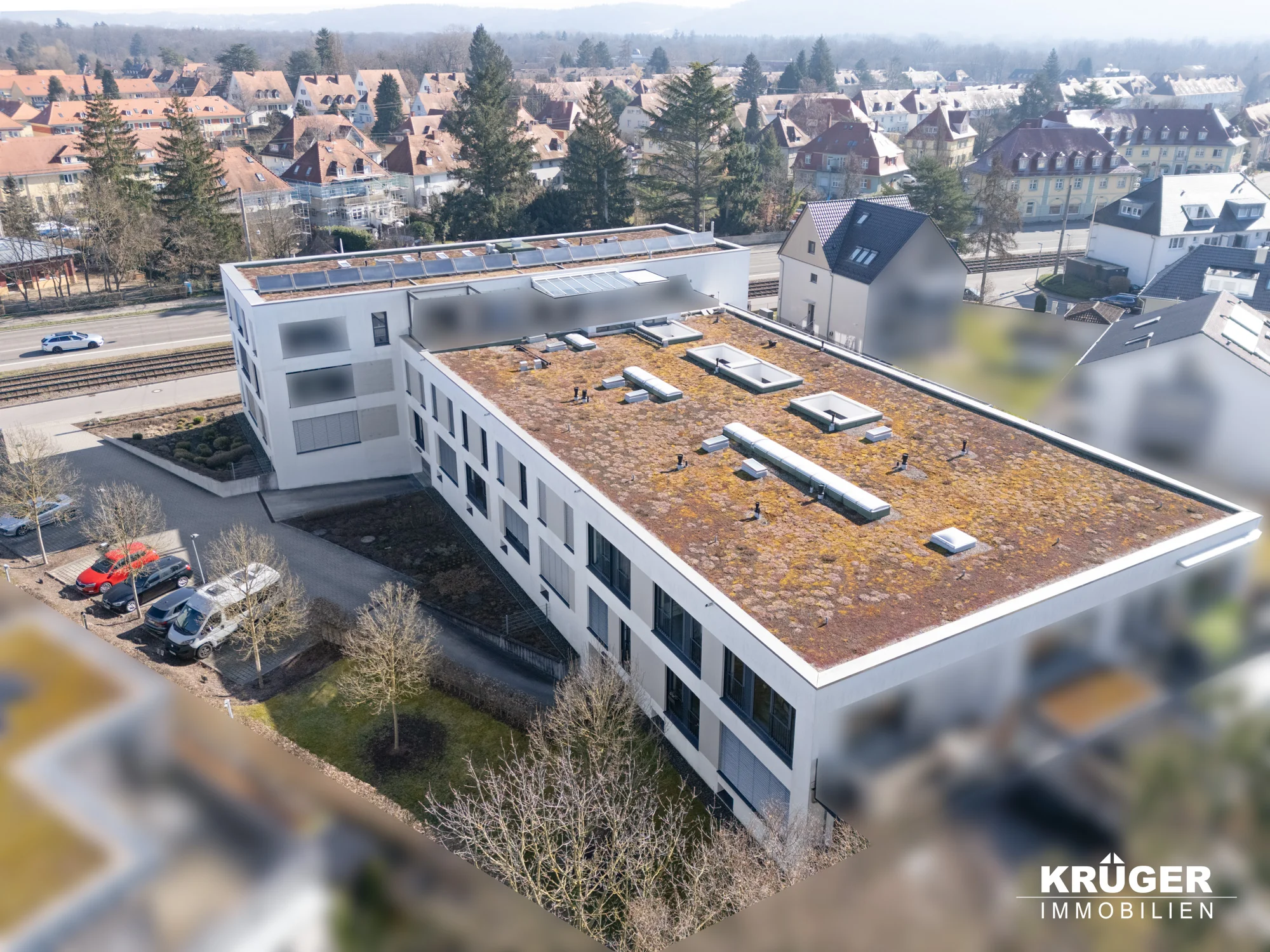 KA-Rüppurr / anspruchsvolle & großzügige Maisonette-Wohnung mit EBK, Balkon, Keller, TG- und KFZ-Stellplatz auf Erbpachtgrundstück / Wohnanlage „Alb-Aue“ / bezugsfrei
