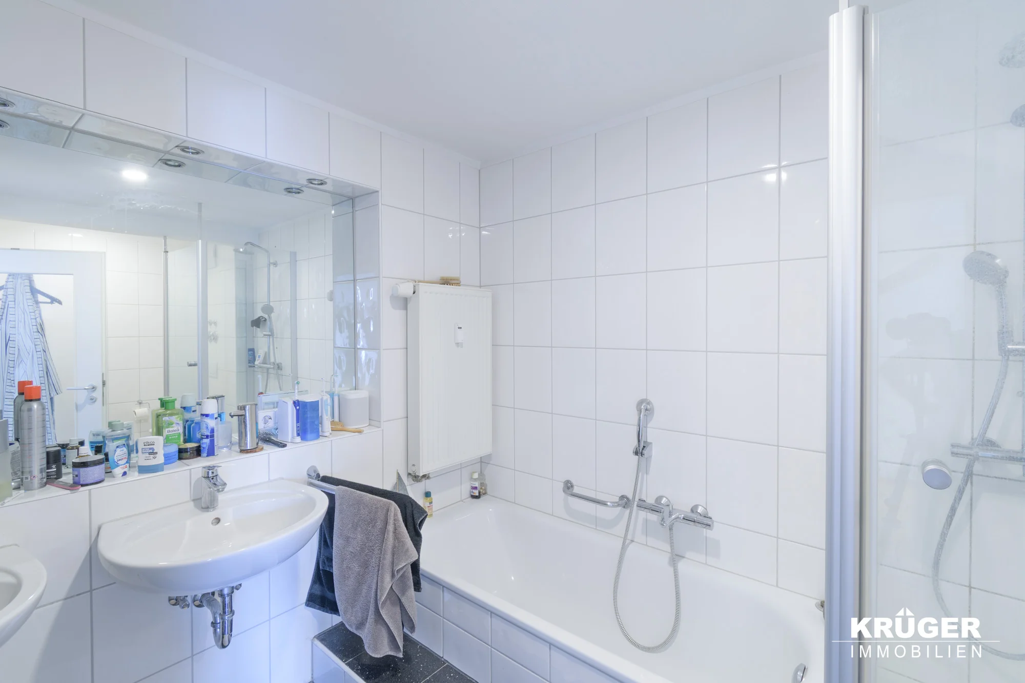 KA-Durlach / außergewöhnliche DG-Maisonette-Whg mit Süd-Loggia, 5 Zimmer und optional zwei TG-Stellplätze