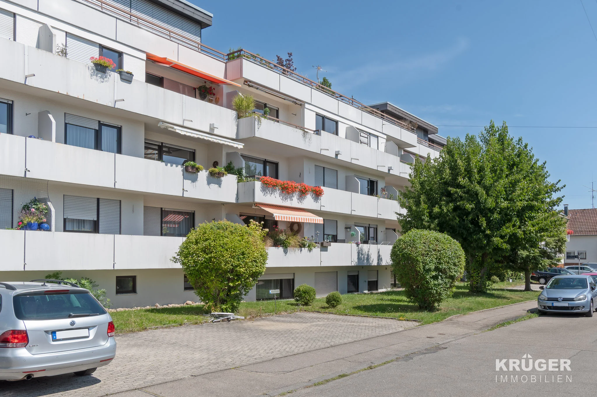 Leinfelden-Echterdingen, Ortsteil Musberg - Helle 4-Zi.-Whg. mit Balkon und TG-Stellplatz - Sofort frei