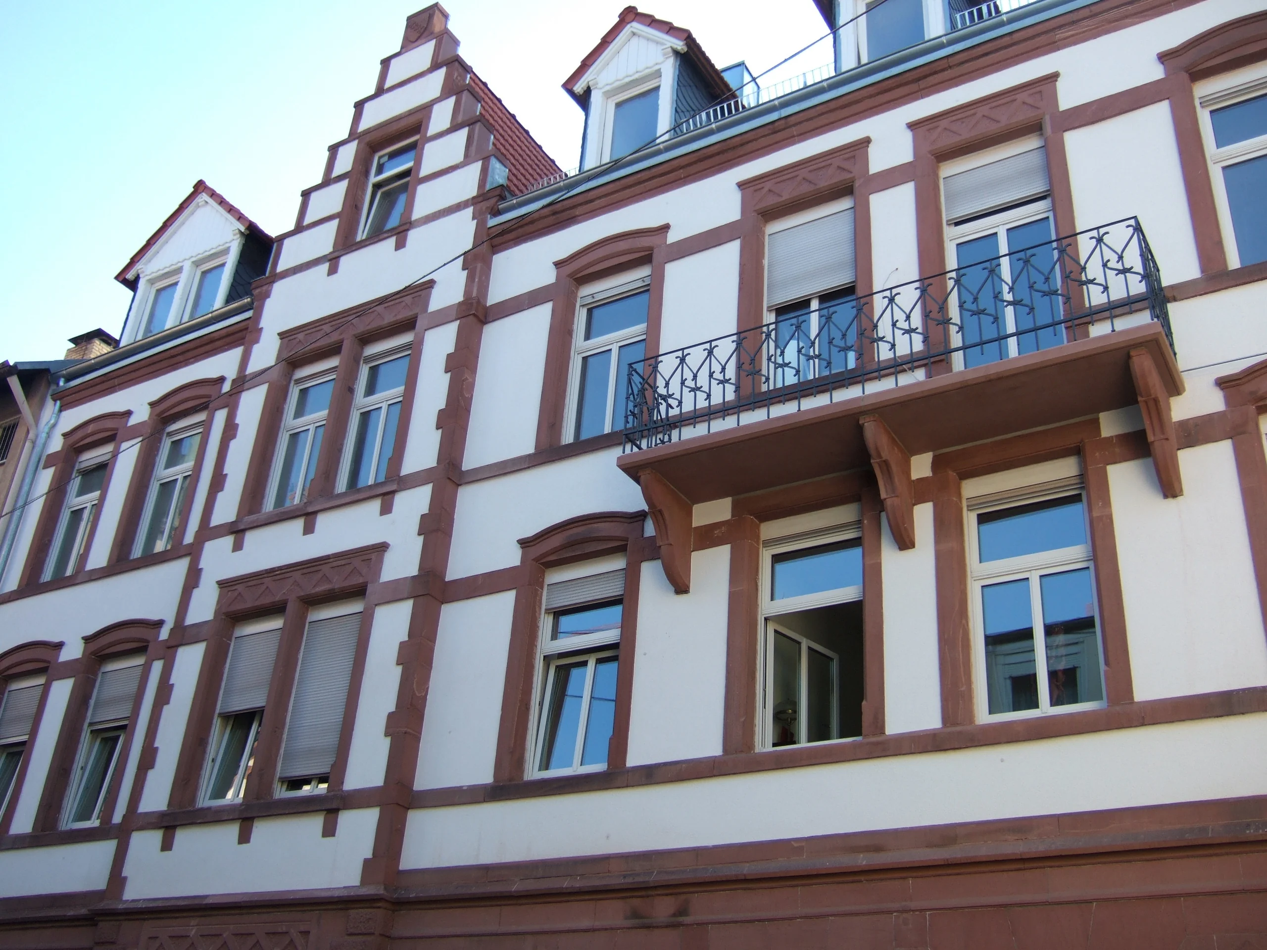 KA-Durlach / Sanierte 3-Zi-Wohnung mit Balkon in stilvollem Altbau / Erstbezug nach Komplettsanierung