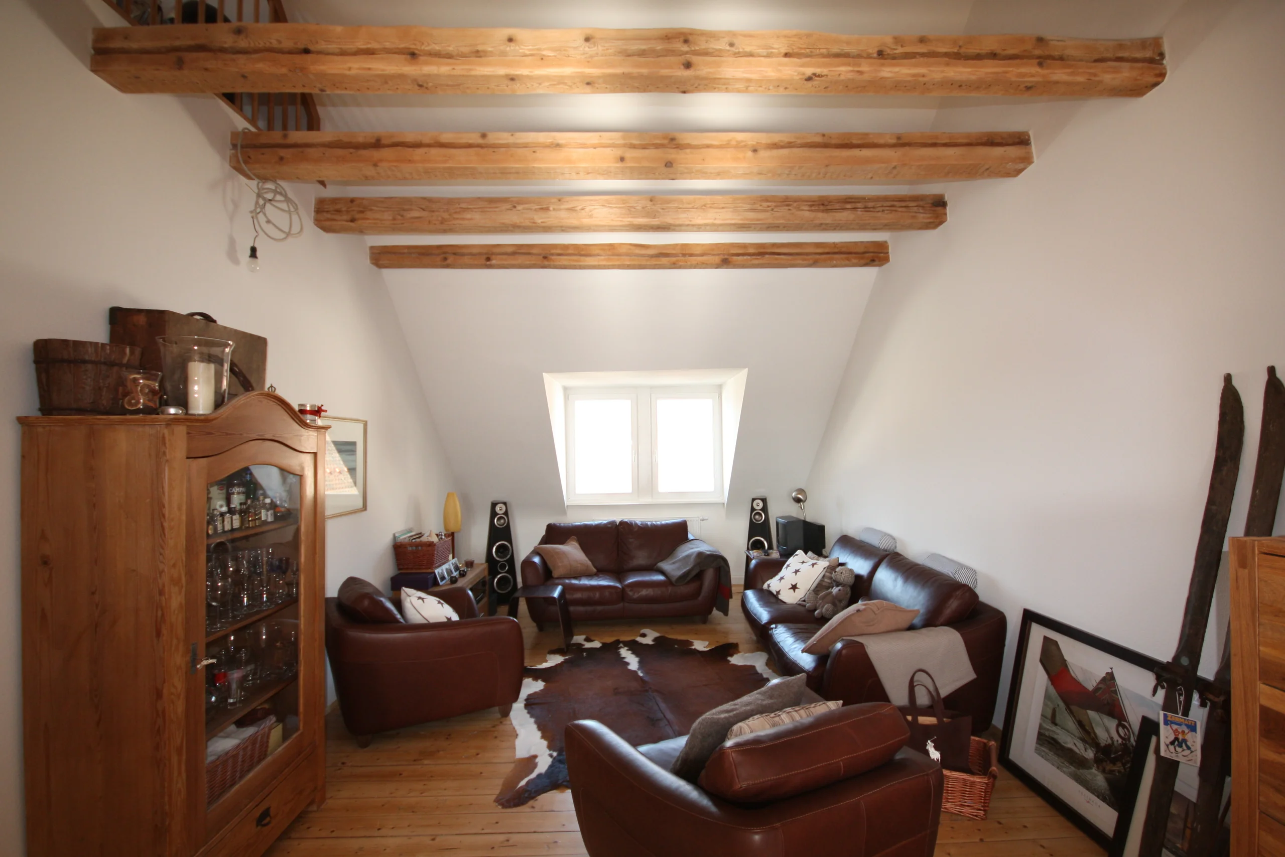 Sanierte 3-Zi-DG-Studio-Maisonette-Wohnung mit Loggia & Einbauküche in stilvollem Altbau in Durlach mit Turmbergblick