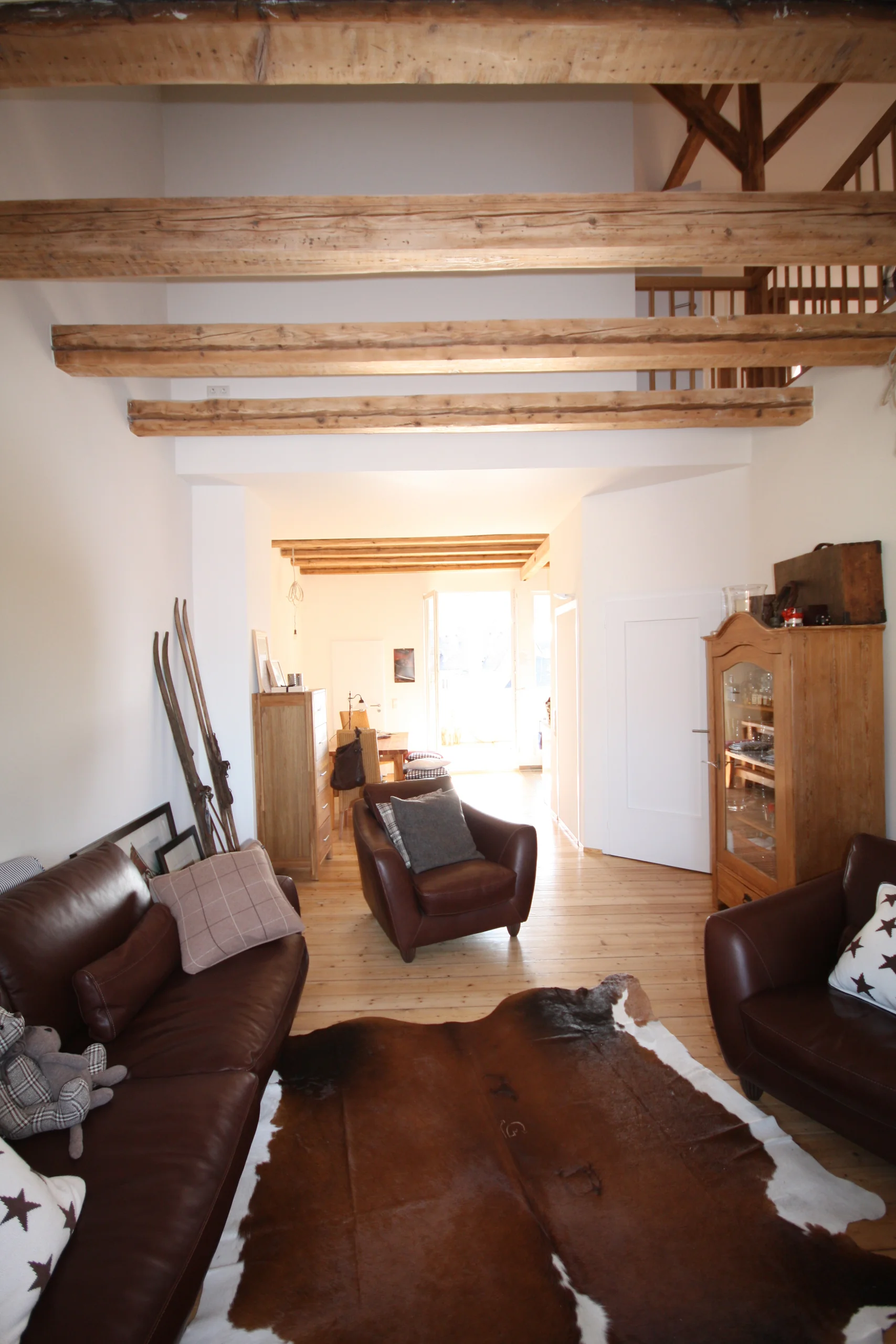Sanierte 3-Zi-DG-Studio-Maisonette-Wohnung mit Loggia & Einbauküche in stilvollem Altbau in Durlach mit Turmbergblick