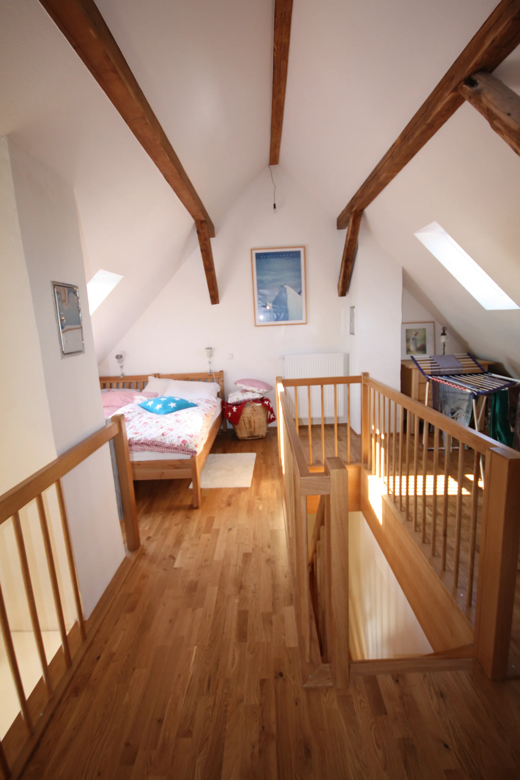 Sanierte 3-Zi-DG-Studio-Maisonette-Wohnung mit Loggia & Einbauküche in stilvollem Altbau in Durlach mit Turmbergblick