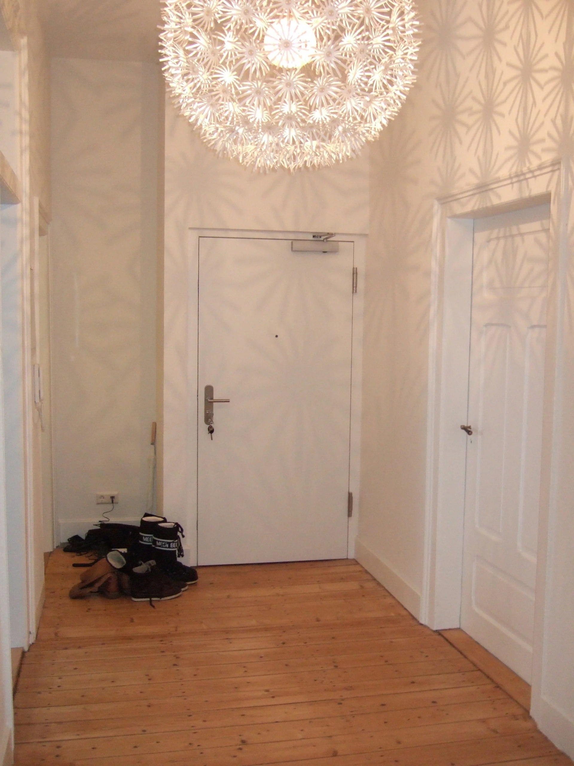 KA-Durlach / Grundsanierte 2-3-Zi-Wohnung mit sehr grosser SW-Terrasse in stilvollem Altbau