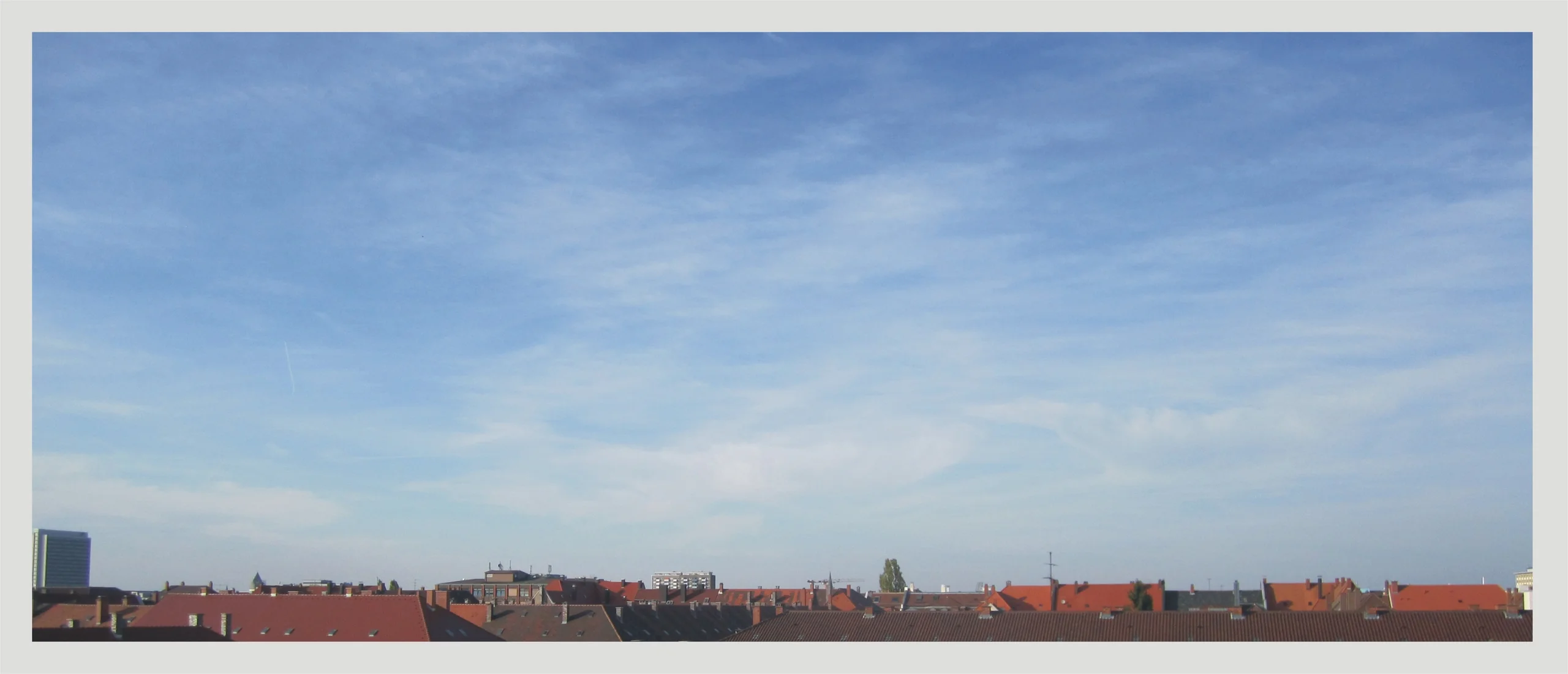 KA-Südweststadt / außergewöhliche & helle DG-Maisonette-Whg mit 2 Dachbalkonen, Garage, Einbauküche, Einbaumöbeln, 2 Kellerräumen und vieles mehr!