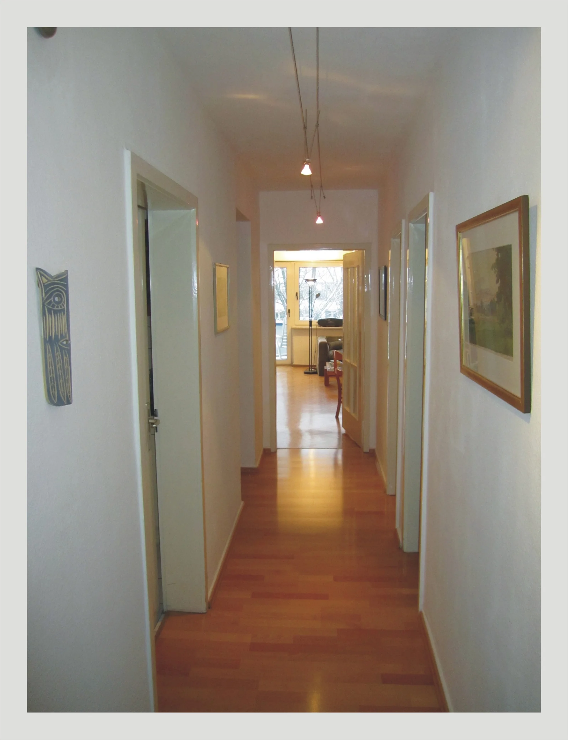 Karlsruhe-Oststadt-Parkstraße / 2,5-Zimmer-Wohnung mit Balkon, Loggia, Einbauküche, Tageslichtbad, uvm. / bezugsfrei