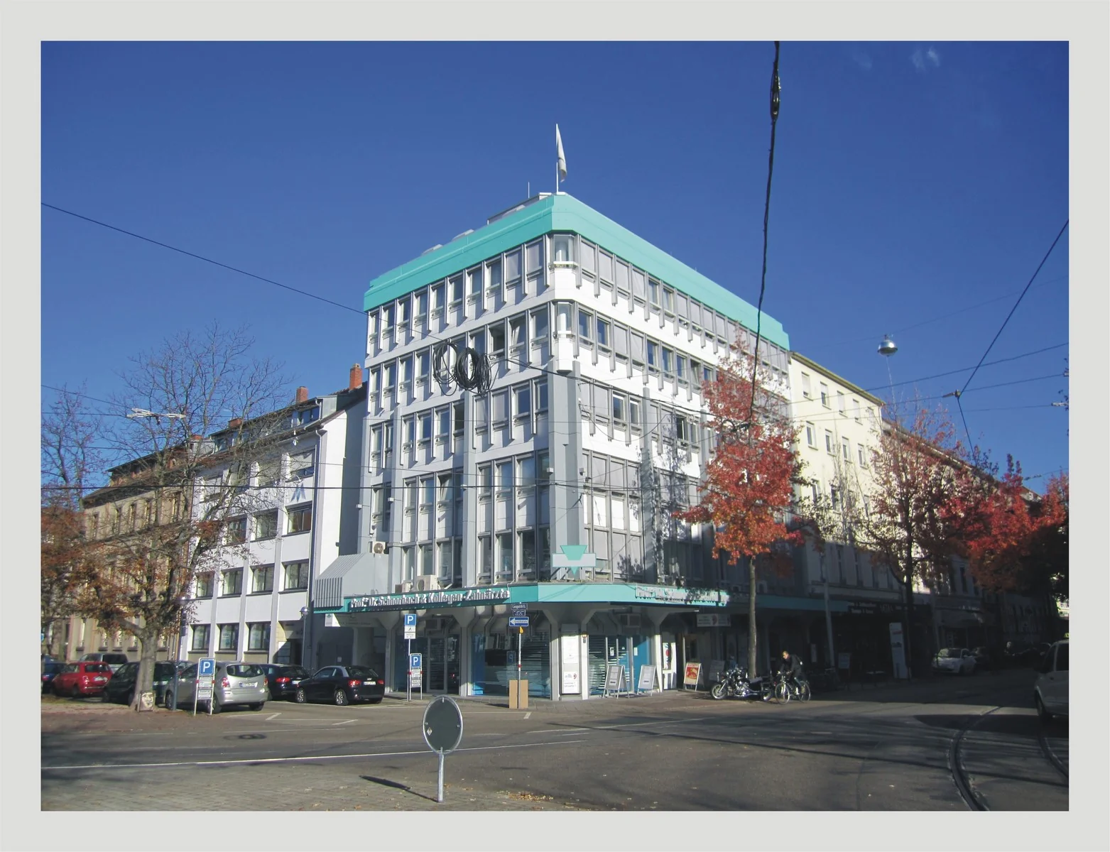 Karlsruhe-Kaiserstraße / Saniertes & repräsentatives Geschäftshaus in exponierter Innenstadtlage - direkt am Reiterdenkmal