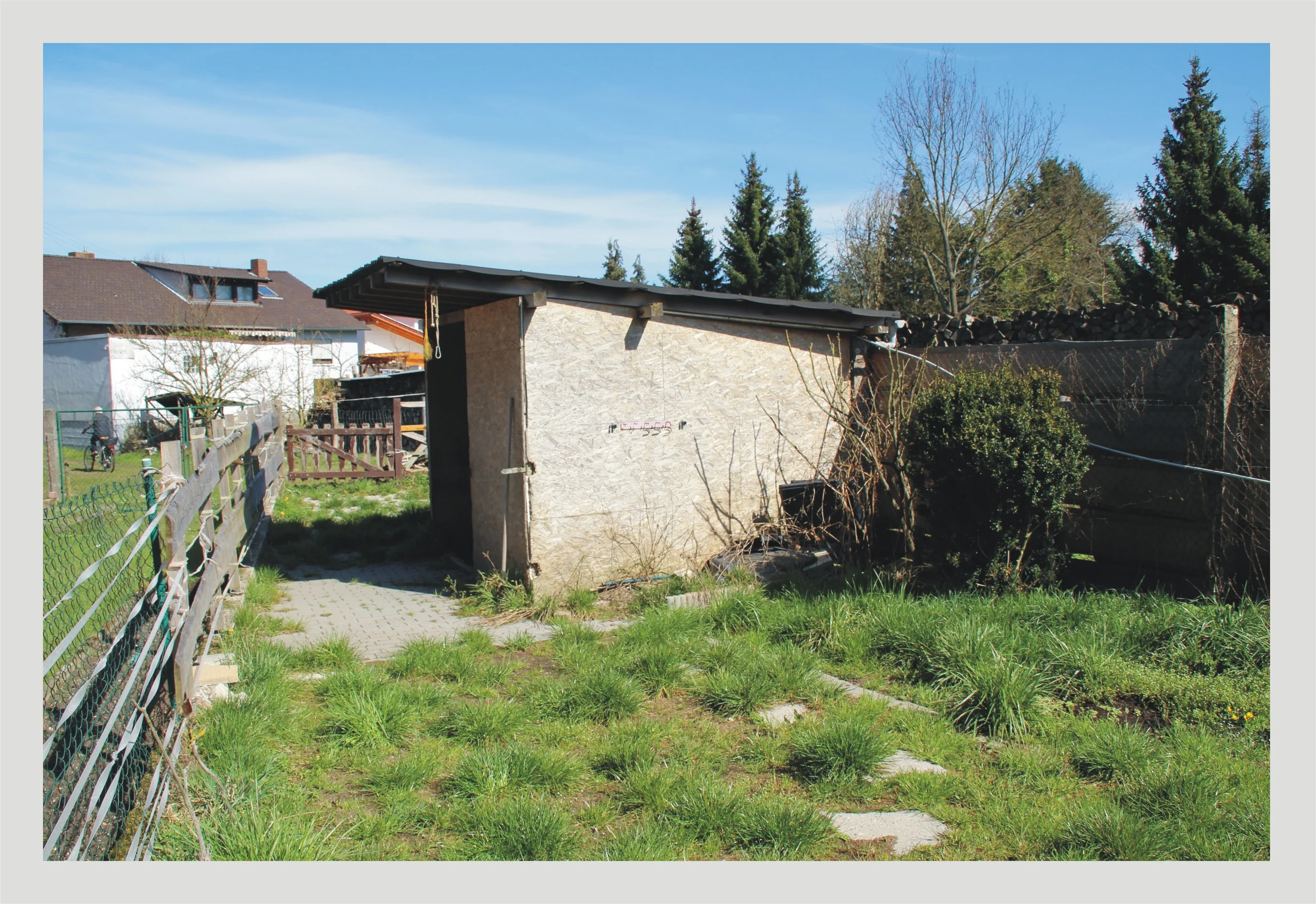 Scheibenhardt / Großzügiges Anwesen bestehend aus zwei Wohnhäusern, 2 Garagen, Hof- und Gartenfläche, Pferdestall, weitere Nutzflächen, etc.