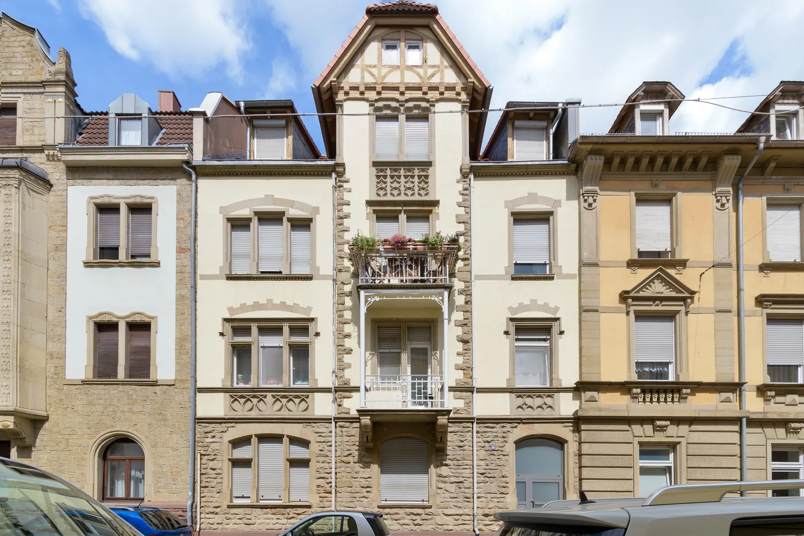 Jugendstil-Mehrfamilienhaus in der Neuensteinstraße 10, Durlach
