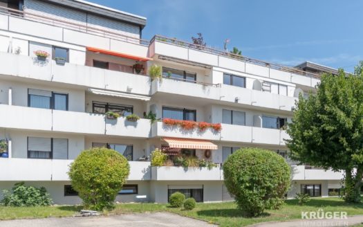 Leinfelden-Echterdingen, Ortsteil Musberg – Helle 4-Zi.-Whg. mit Balkon und TG-Stellplatz – Sofort frei